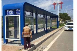 小小候車亭美化環境同時方便乘客的雙重功能