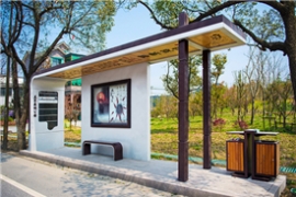 候車亭不再(zài)是單(dān)一的公交車站台 而是整個優良(liáng)的(de)公交係統